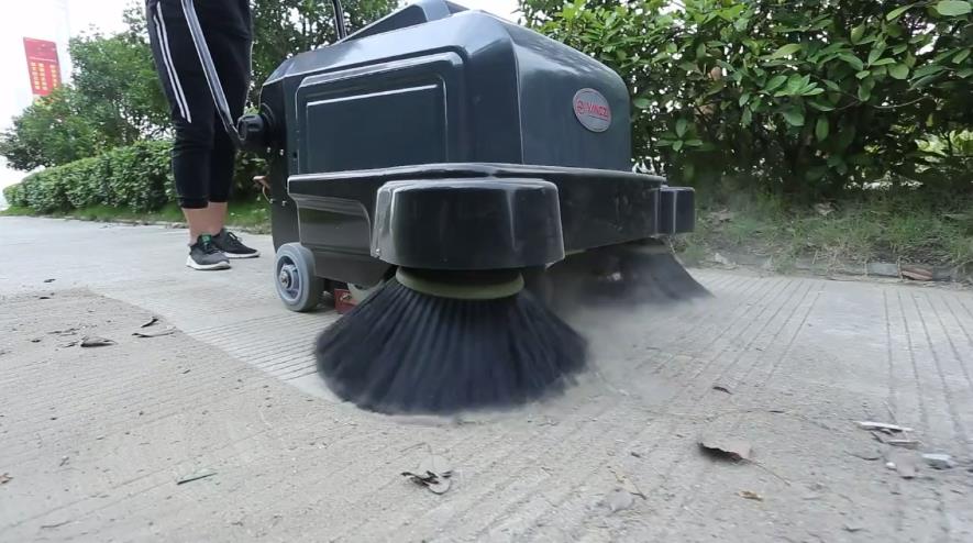 揚(yáng)子手推電動(dòng)掃地車(chē)S3 揚(yáng)子手推電動(dòng)掃地車(chē)S3