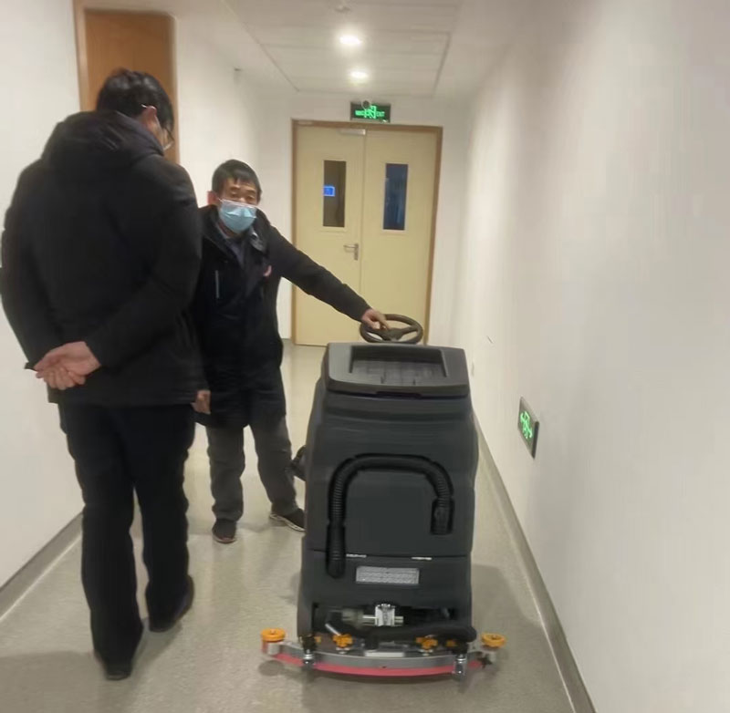 使用地板洗地機的好處 使用地板洗地機的好處