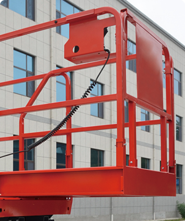 自走式高空作業車